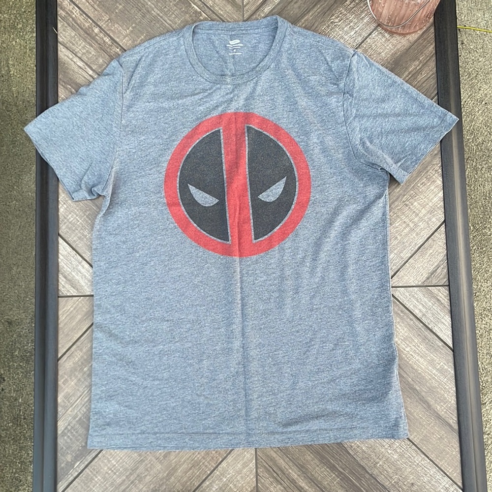 Deadpool T-shirt